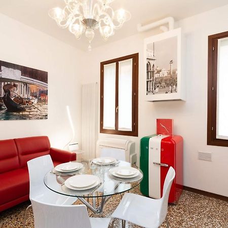 Just Urban Stays - Castello 5067 Boutique Apartment Venezia Esterno foto